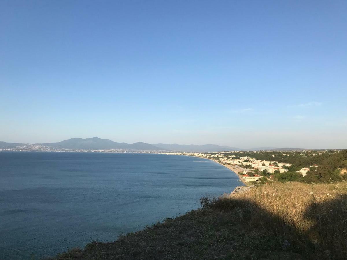 Aegean Studio By The Sea Apartment Peraia  ภายนอก รูปภาพ