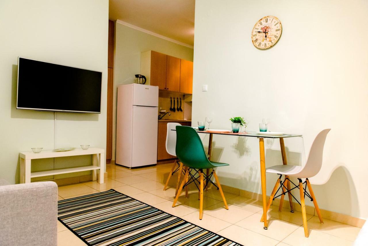 Aegean Studio By The Sea Apartment Peraia  ภายนอก รูปภาพ