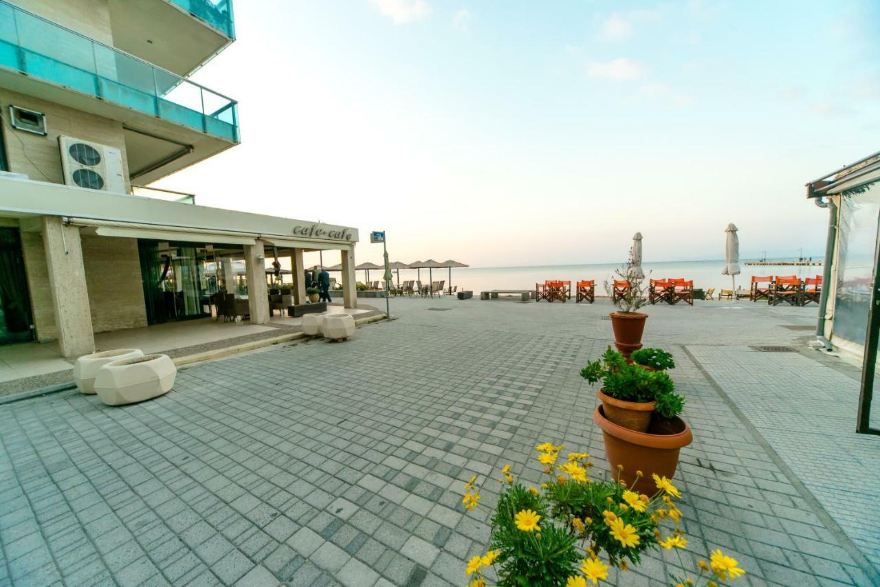 Aegean Studio By The Sea Apartment Peraia  ภายนอก รูปภาพ